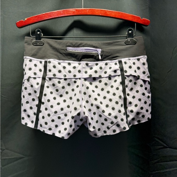 EUC Lululemon Polka Dot Layered Shorts sz 6 (15aq) - Picture 3 of 6